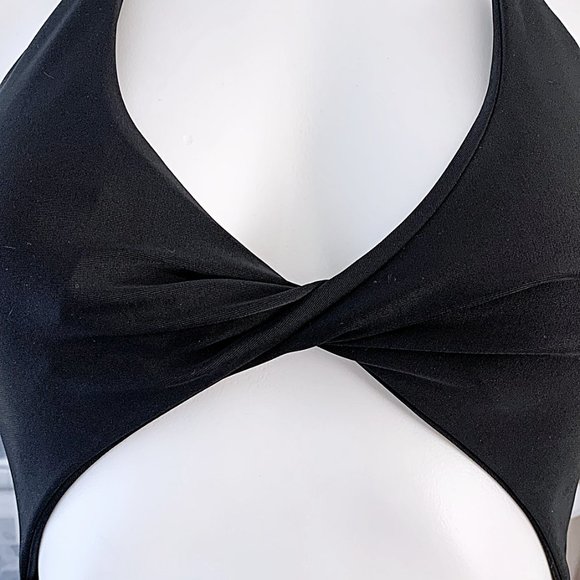 Ruched Twist-Front Cut-Out High-Waisted Monokini - Picture 8 of 13